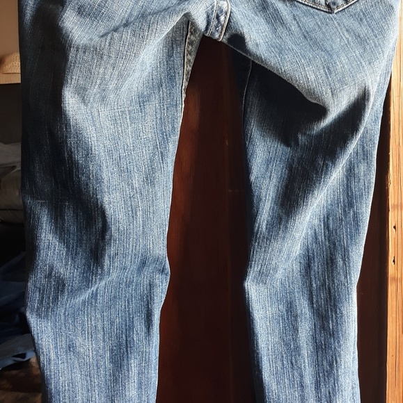 Jeans - Picture 2 of 3